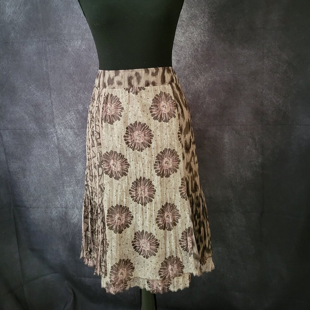 Ladies Knee Length Skirt with all over pattern-three patterns